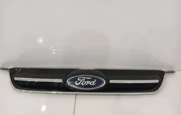 Ford C-MAX II Front bumper upper radiator grill