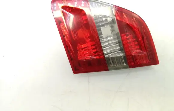 Mercedes-Benz B W245 Tailgate rear/tail lights A1698201664