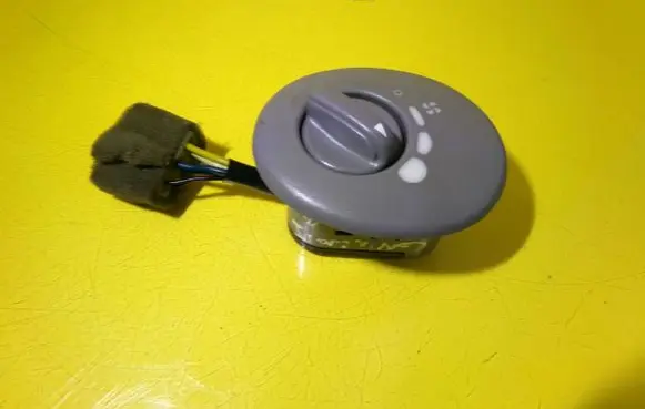 KIA Carnival Interior fan control switch 