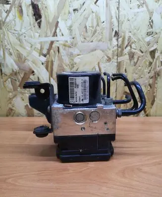 Volvo S60 ABS Pump P31329137