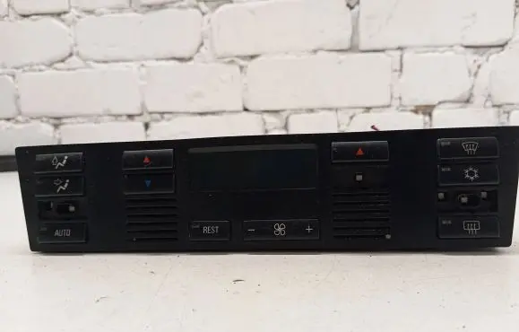 BMW 5 E34 Climate control unit 8391186 00062683 900250353000