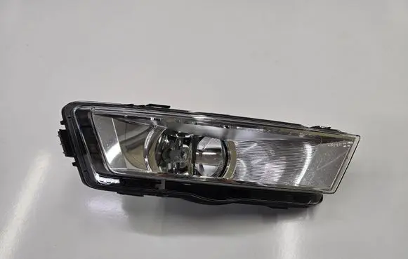 Skoda Rapid (NH) Front fog light 5JA941700