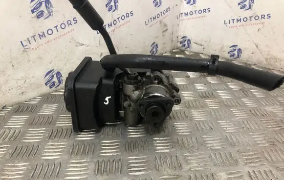 BMW 3 E46 Power steering pump