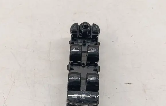 Volvo XC90 Electric window control switch 31433927