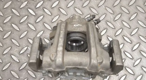 BMW 4 F32 F33 Front brake caliper