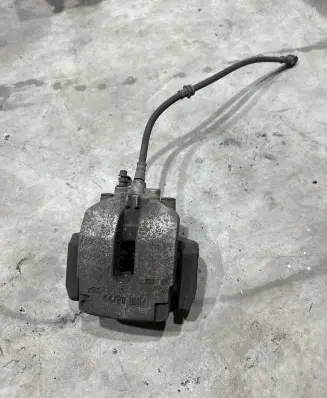 BMW X5 F15 Rear brake caliper 6776787