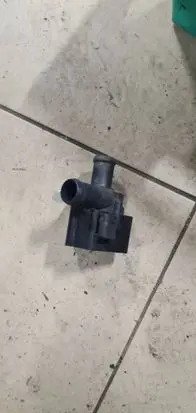 Audi A8 S8 D4 4H Electric auxiliary coolant/water pump 059121012A 701713060 063610T068