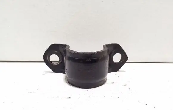 Ford Ranger Sway bar bush bracket, front 