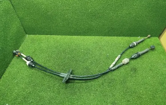 Renault Trafic III (X82) Gear shift cable linkage 