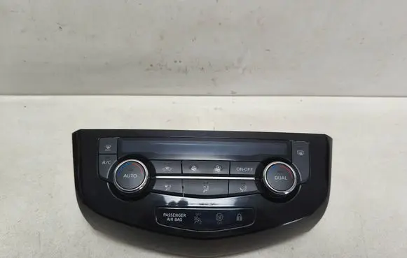 Nissan Qashqai Climate control unit 275004EA0A 1907770