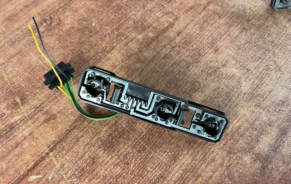 Peugeot 306 Tail light bulb cover holder