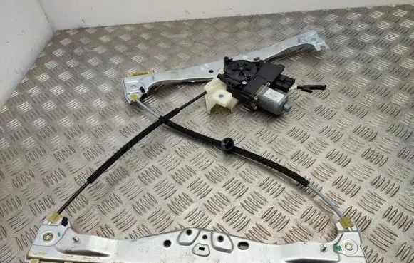 Citroen C4 Cactus Front door window regulator with motor 9827307180