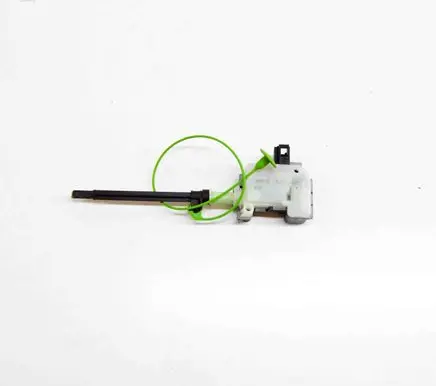 Fuel tank cap lock