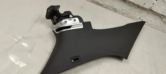 Bentley Flying Spur (D)pillar trim (top) 4w0867789a