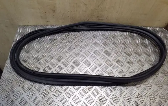 BMW X3 E83 Trunk rubber seal (body) 