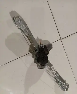 Renault Clio III Sliding door window regulator with motor 8200291151