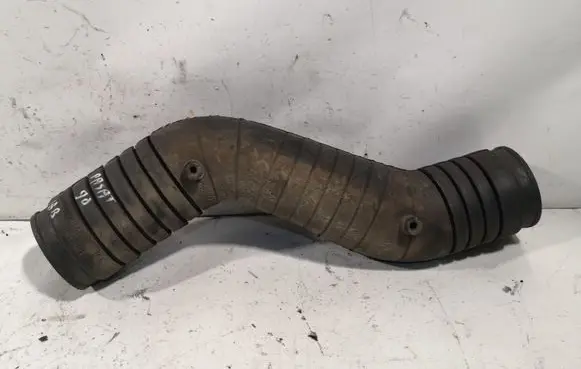 Volkswagen PASSAT B3 Air intake hose/pipe 357129627B