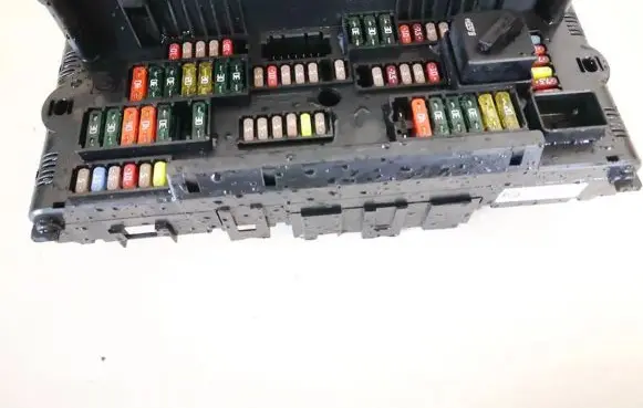 BMW 5 GT F07 Fuse box set 317033442e 3-1703344-2e