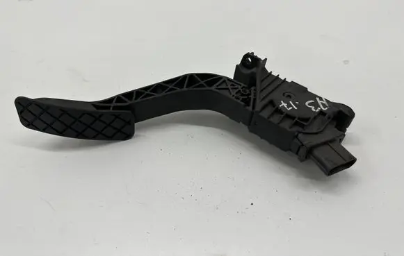 Audi A3 S3 8V Accelerator throttle pedal 5Q2723503D