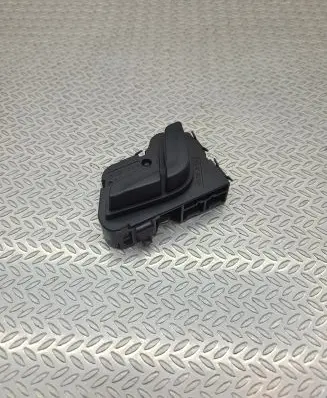 Mercedes-Benz E A207 Seat control switch A2048709010