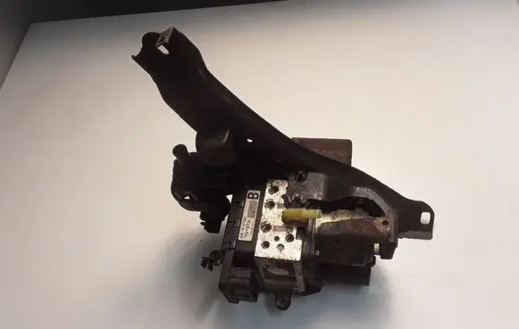 Toyota Prius (XW20) ABS Pump 4451047050
