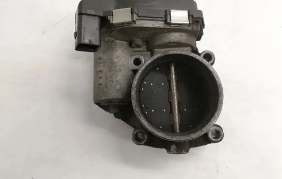 BMW 3 E92 E93 Throttle valve 7561066