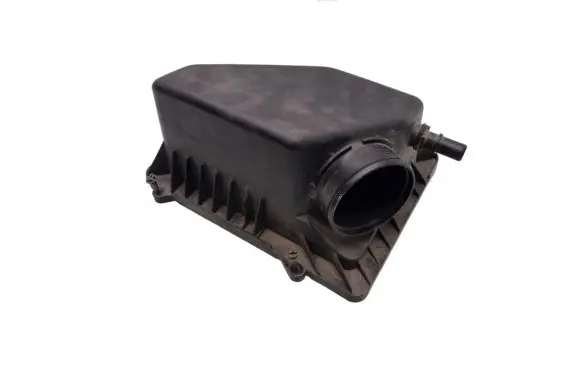 Chrysler Pacifica Air filter box cover 72142468