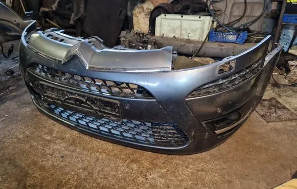 Citroen C4 I Picasso Front bumper