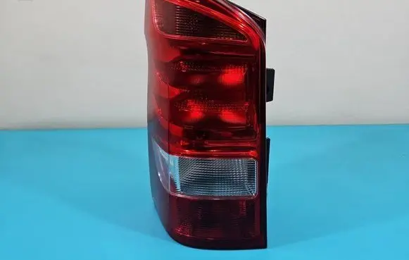 Rear/tail lights