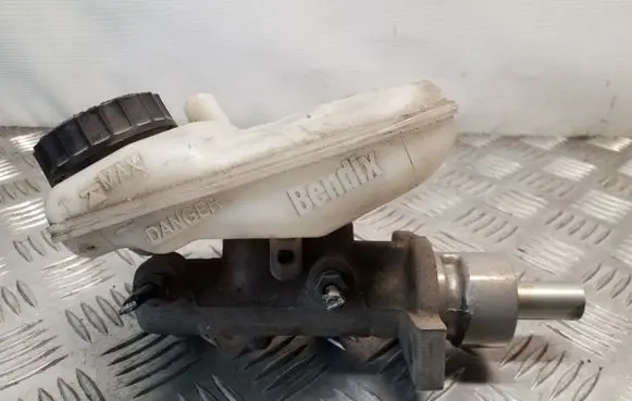Citroen Xsara Master brake cylinder 2102879923
