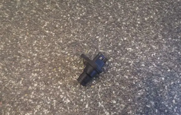 Camshaft position sensor