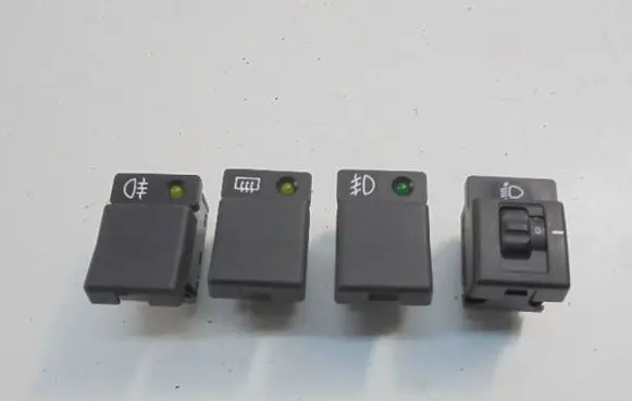 Opel Omega A Windscreen/window heater switch 90336301