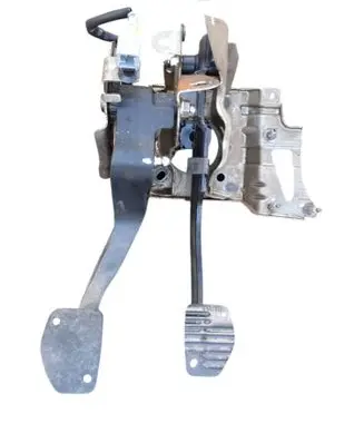 Citroen DS4 Clutch pedal 7880300