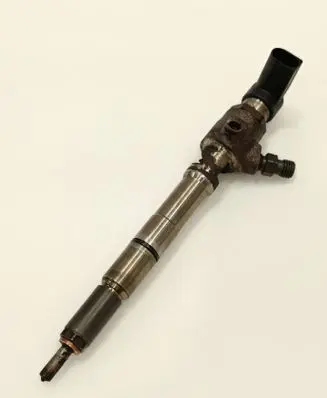 Volkswagen Caddy Fuel injector 03L130277B