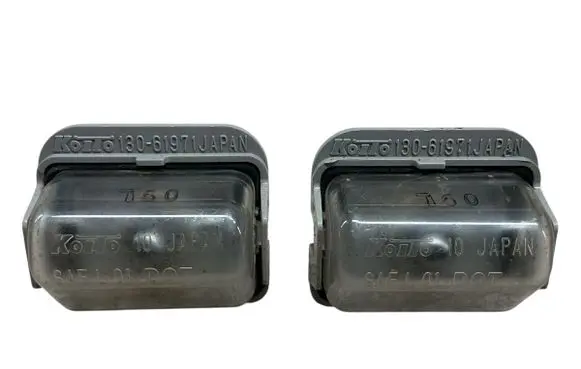 Mazda 6 Number plate light 13061971