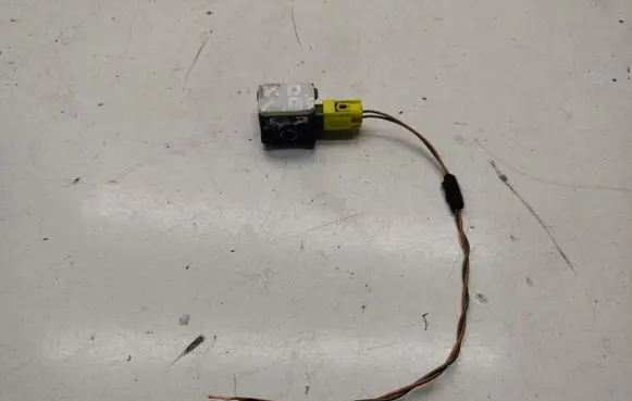 Mercedes-Benz R W251 Airbag deployment crash/impact sensor 0038202826 140206 402393