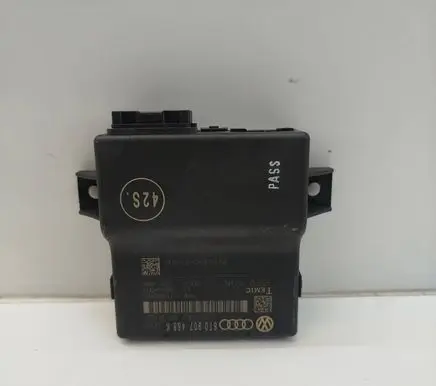 Audi A4 S4 B8 8K Gateway control module 8T0907468K