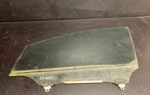 Toyota Corolla Verso AR10 Front door window glass four-door 43R00097