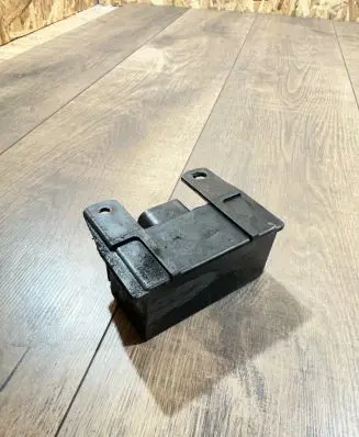 Mercedes-Benz E W211 Glow plug pre-heat relay