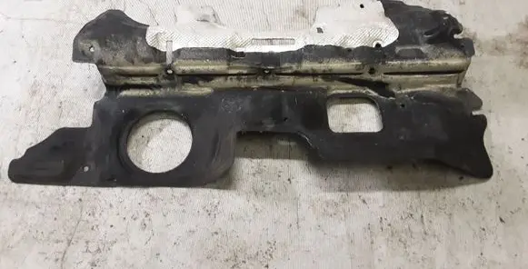 Volvo V40 Other engine bay part