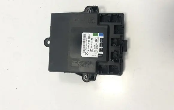 Mercedes-Benz A W169 Door control unit/module A1698208626 05072373