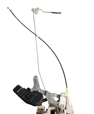 Toyota Aygo AB10 Rear door lock 690500H011 125J0803