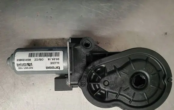BMW 6 G32 Gran Turismo Seat adjustment motor 7314225