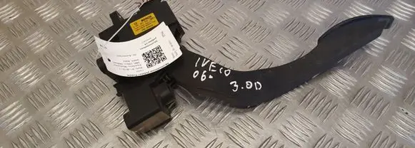 Iveco Daily 35 - 40.10 Accelerator throttle pedal 8E2721523