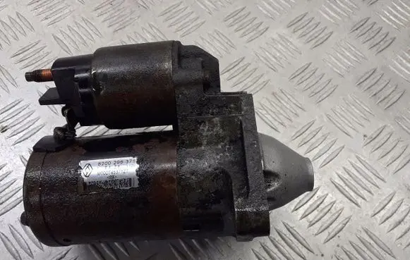 Renault Modus Starter motor 8200298371