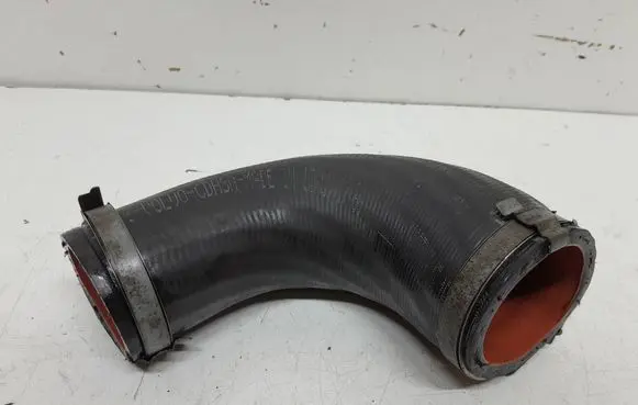 Volvo V70 Intercooler hose/pipe 