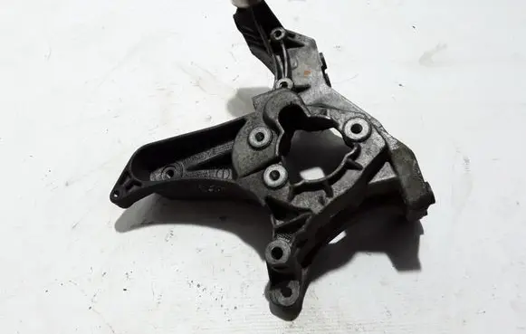 Renault Scenic I Generator/alternator bracket 7700113574