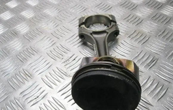 Audi Q5 SQ5 Piston with connecting rod 