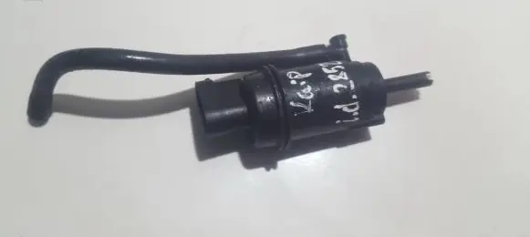 Renault Clio II Windscreen/windshield washer pump 7700802336