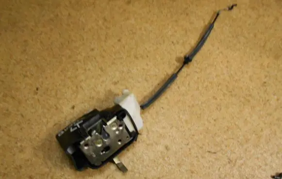 Maserati Quattroporte Rear door lock